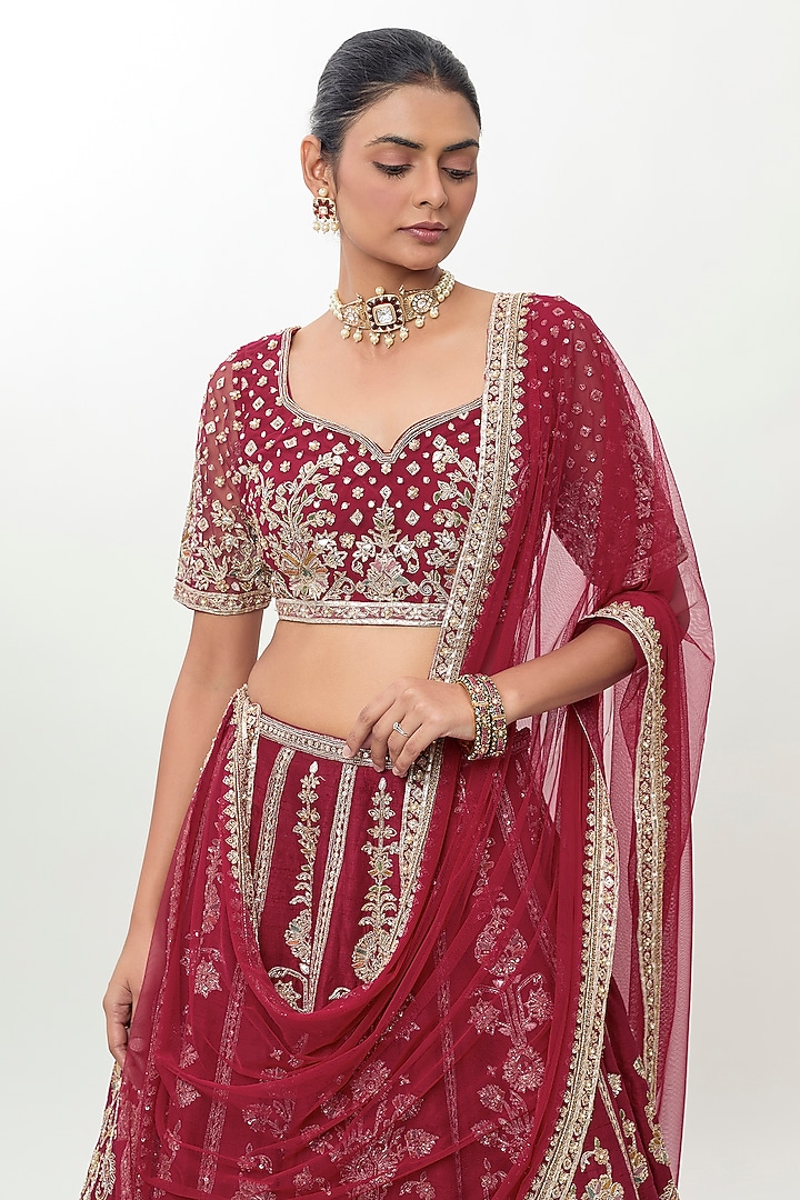 Red Raw Silk Embroidered Bridal Bridal Lehenga Set by Ridhi Mehra at Pernia's Pop Up Shop