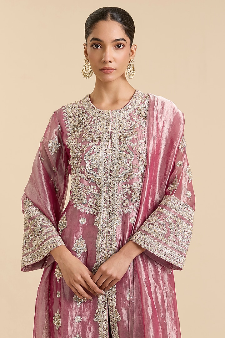 Fuchsia Tissue Booti Embroidered Kurta Set by Ridhi Mehra at Pernia's Pop Up Shop