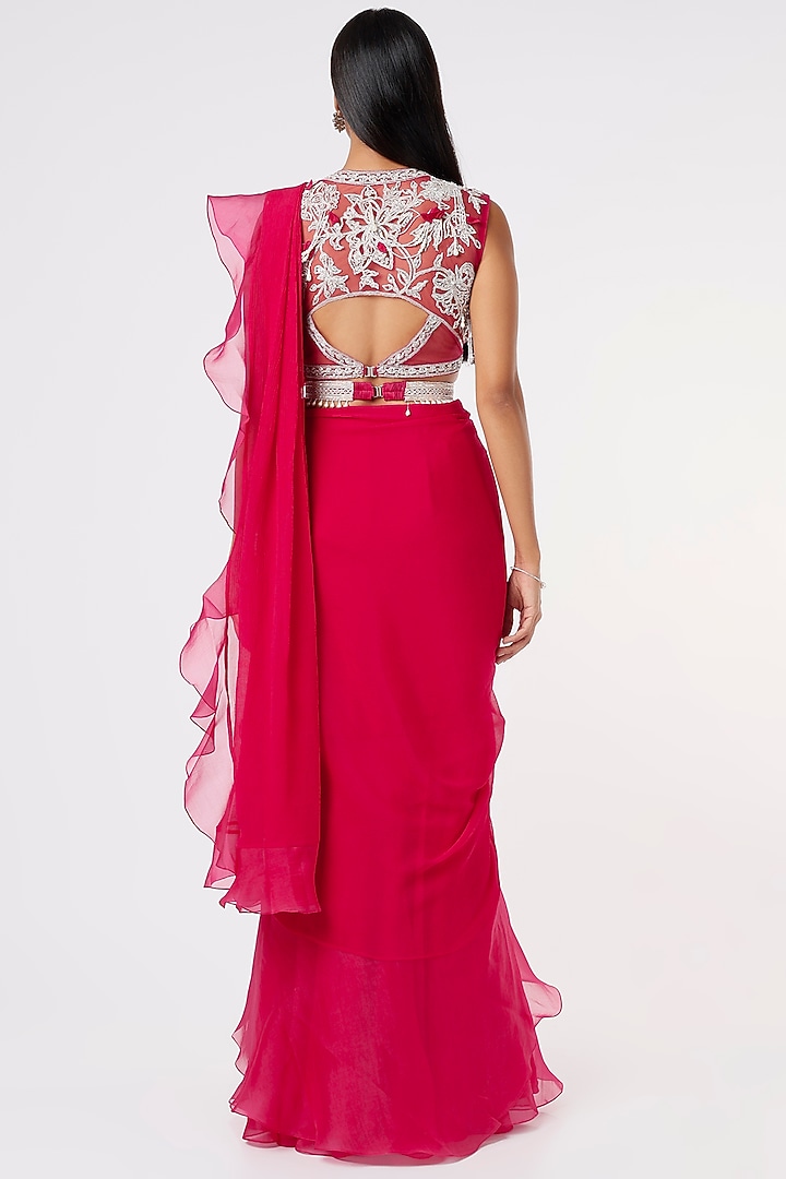 Red Chiffon Organza Draped Reception Saree Set by Ridhi Mehra at Pernia's Pop Up Shop