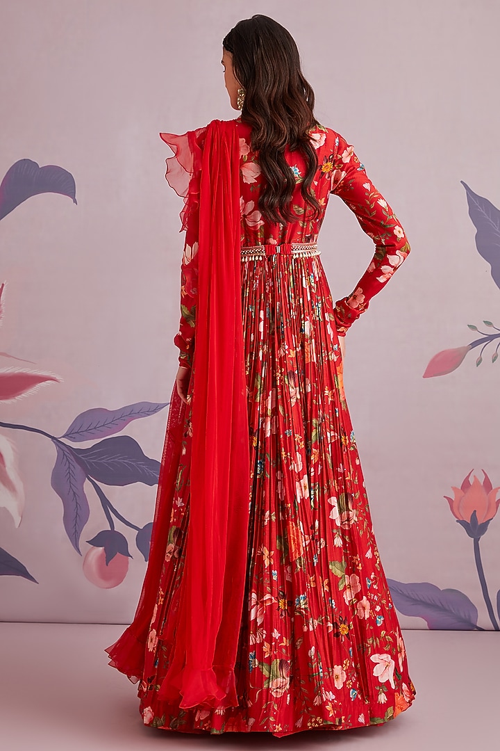 Red Ruched Silk Wedding Anarkali Set by Ridhi Mehra at Pernia's Pop Up Shop