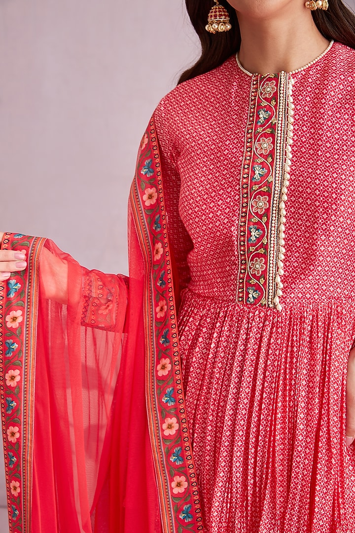 Bright Red Printed Gharara Set by Ridhi Mehra at Pernia's Pop Up Shop