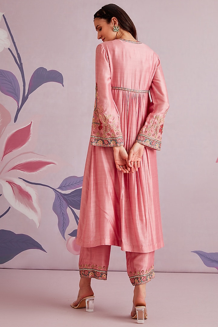 Blush Pink Silk Kurta Set by Ridhi Mehra at Pernia's Pop Up Shop