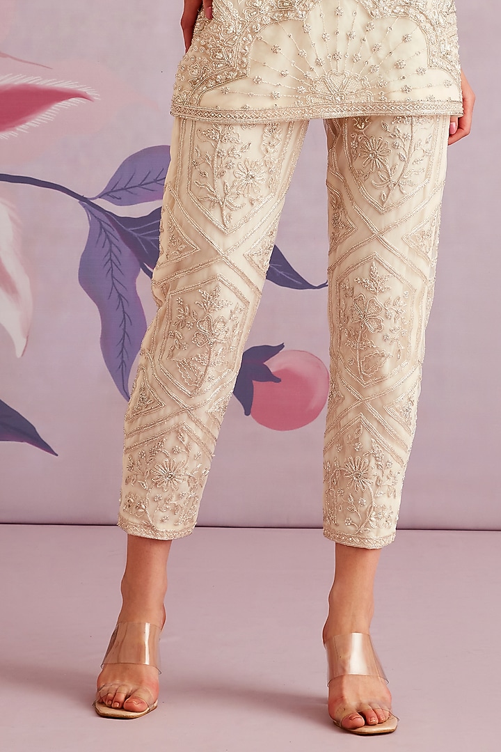 Ivory Net Embroidered Kurta Set by Ridhi Mehra at Pernia's Pop Up Shop
