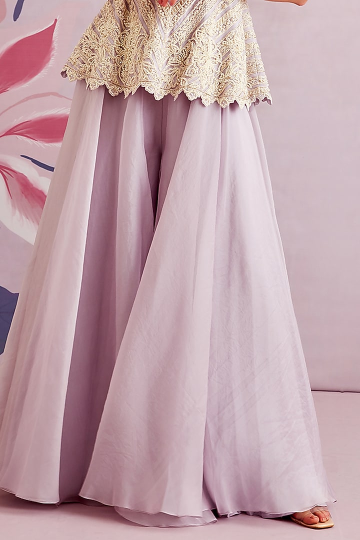 Lilac Embroidered Gharara Set by Ridhi Mehra at Pernia's Pop Up Shop