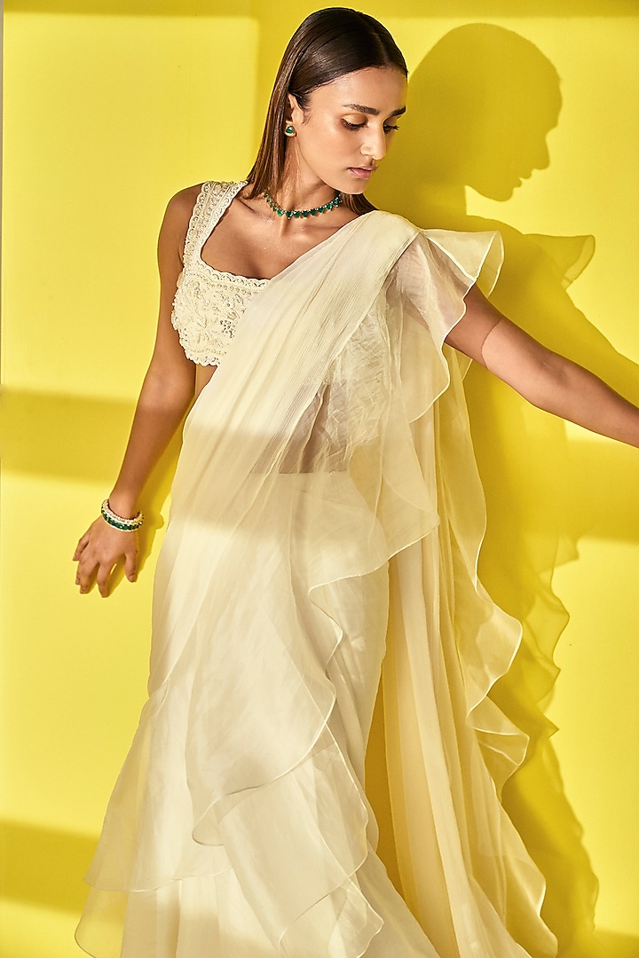 Ivory Chiffon & Organza Ruffled Draped Reception Saree Set by Ridhi Mehra at Pernia's Pop Up Shop