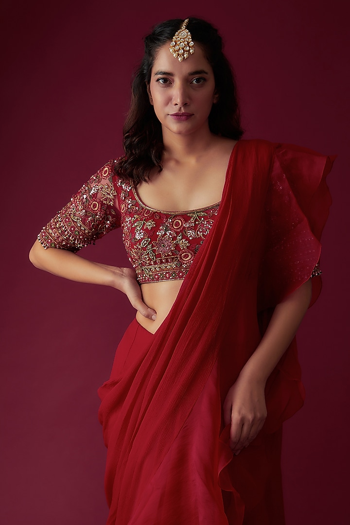 Red Chiffon Organza Draped Reception Saree Set by Ridhi Mehra at Pernia's Pop Up Shop