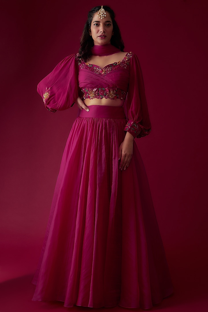 Pink Organza Wedding Lehenga Set by Ridhi Mehra at Pernia's Pop Up Shop