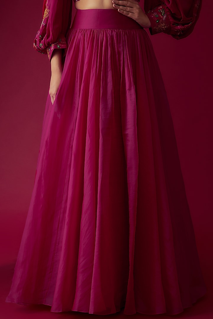 Pink Organza Wedding Lehenga Set by Ridhi Mehra at Pernia's Pop Up Shop