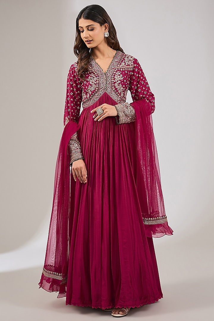 Red Fine Silk Embroidered Anarkali Set by Ridhi Mehra at Pernia's Pop Up Shop