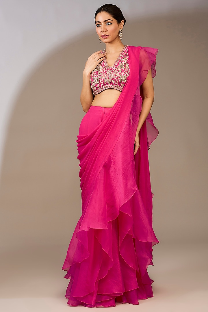 Royal Fuchsia Chiffon Draped Ruffled Saree Set by Ridhi Mehra at Pernia's Pop Up Shop