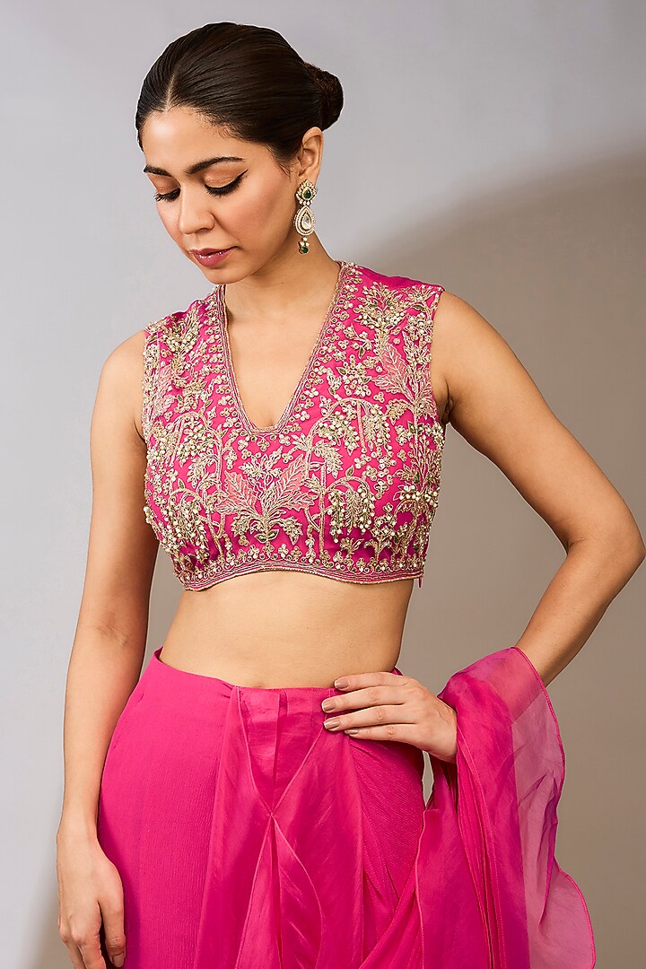 Royal Fuchsia Chiffon Draped Ruffled Reception Saree Set by Ridhi Mehra at Pernia's Pop Up Shop