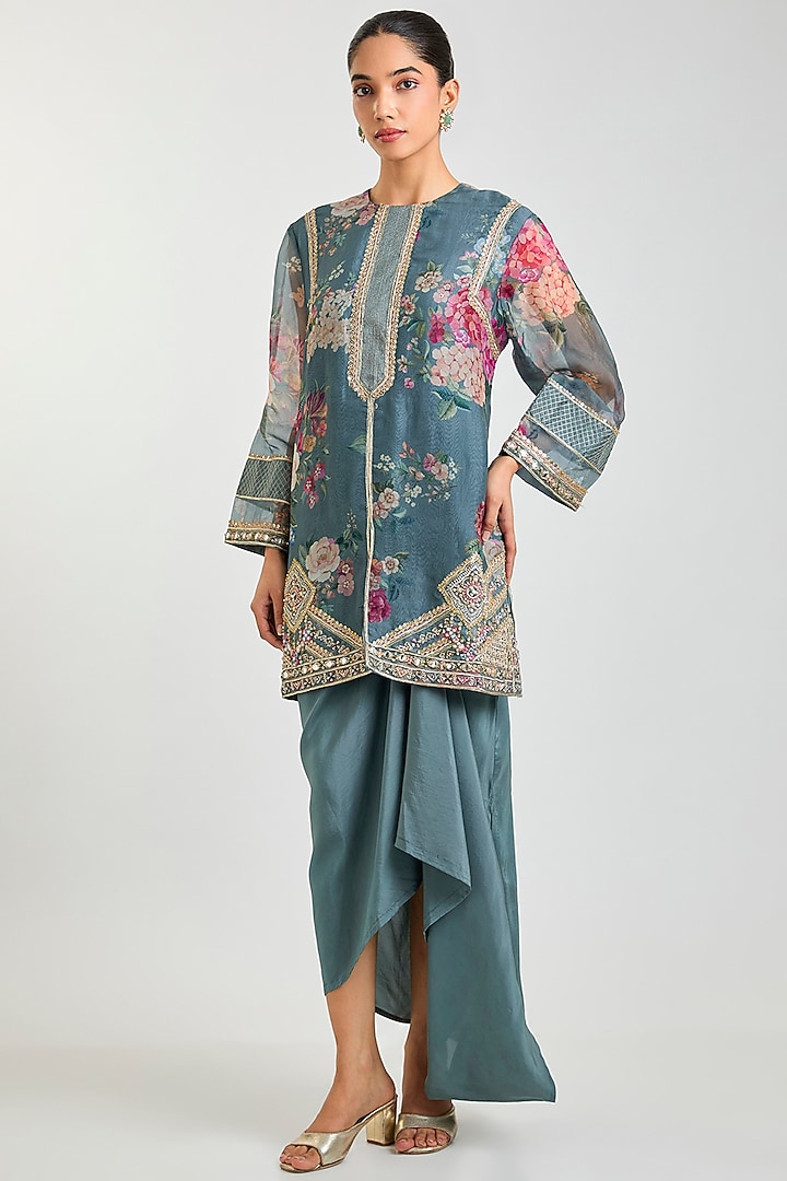 Powder Blue Organza Embroidered Kurta Set by Ridhi Mehra at Pernia's Pop Up Shop