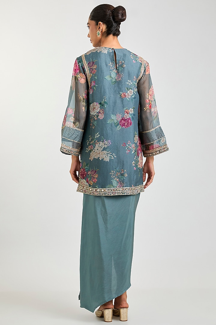 Powder Blue Organza Embroidered Kurta Set by Ridhi Mehra at Pernia's Pop Up Shop