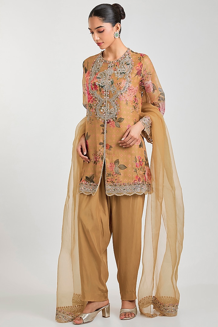 Mustard Yellow Organza Floral Printed Kurta Set by Ridhi Mehra at Pernia's Pop Up Shop