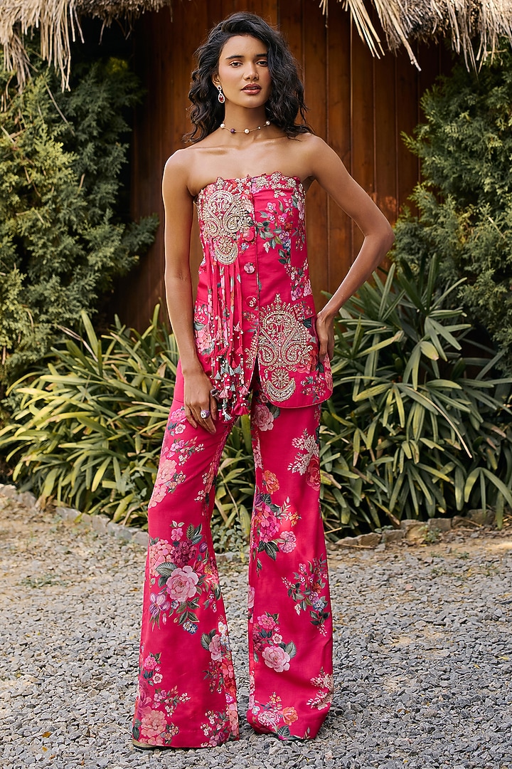 Fuchsia Raw Silk Printed Pant Set by Ridhi Mehra at Pernia's Pop Up Shop