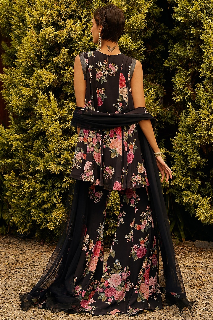 Black Georgette Printed Gharara Set by Ridhi Mehra at Pernia's Pop Up Shop