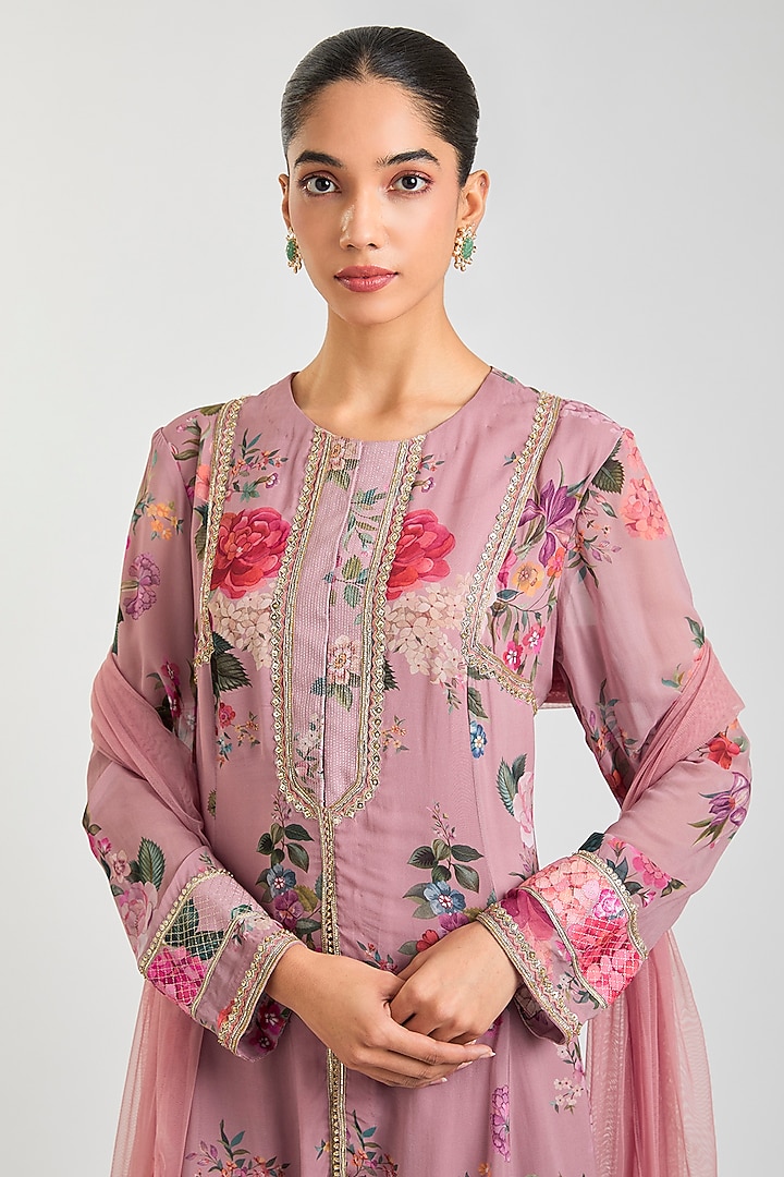 Dusty Pink Georgette Floral Printed Kurta Set by Ridhi Mehra at Pernia's Pop Up Shop