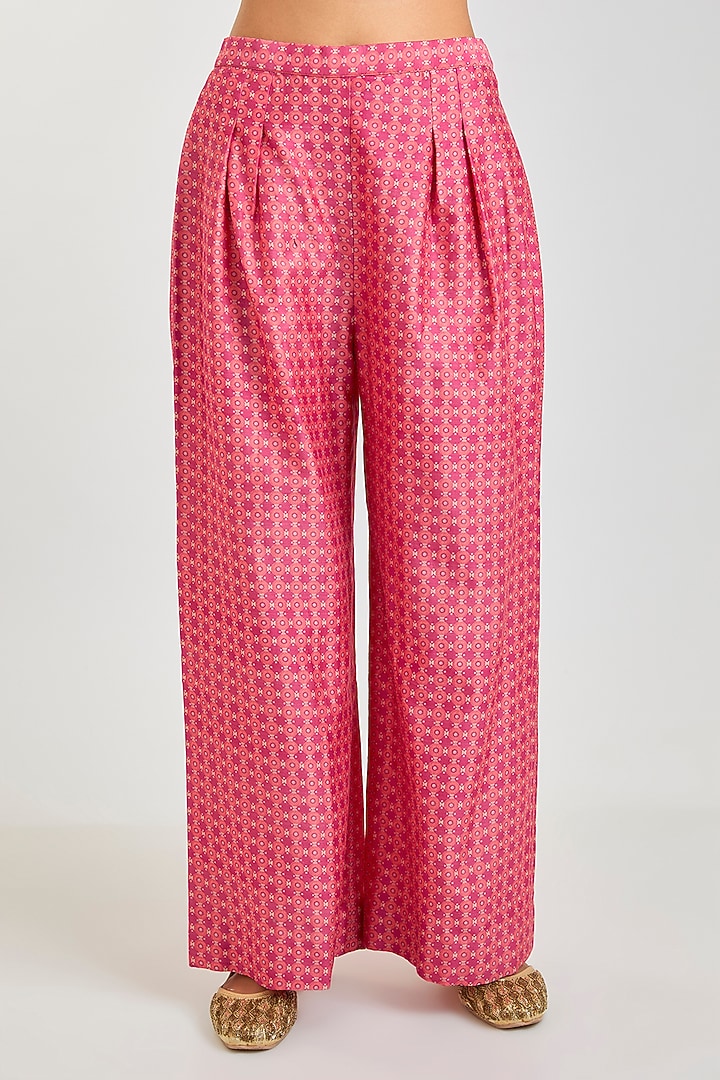 Bright Pink Georgette Embroidered Kurta Set by Ridhi Mehra at Pernia's Pop Up Shop