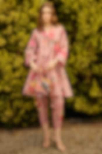 Dusky Pink Chanderi Printed Flared Kurta Set by Ridhi Mehra at Pernia's Pop Up Shop