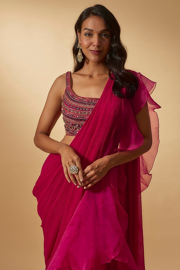 Red Chiffon & Organza Draped Reception Saree Set by Ridhi Mehra at Pernia's Pop Up Shop
