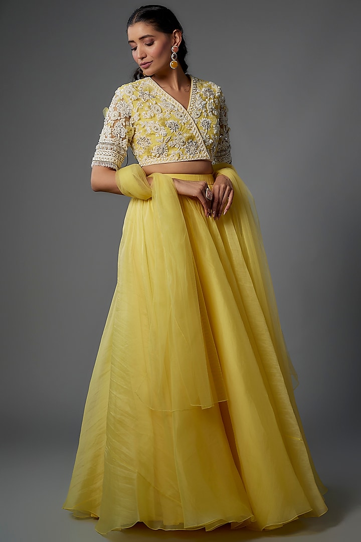 Yellow Organza & Chiffon Wedding Lehenga Set by Ridhi Mehra at Pernia's Pop Up Shop