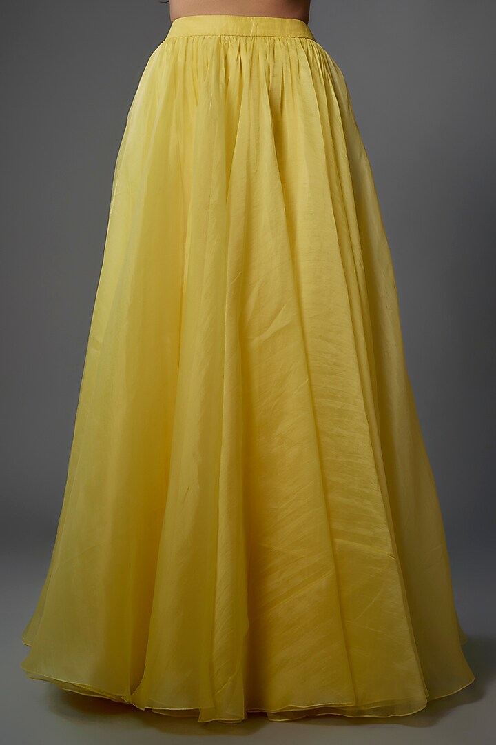 Yellow Organza & Chiffon Wedding Lehenga Set by Ridhi Mehra at Pernia's Pop Up Shop