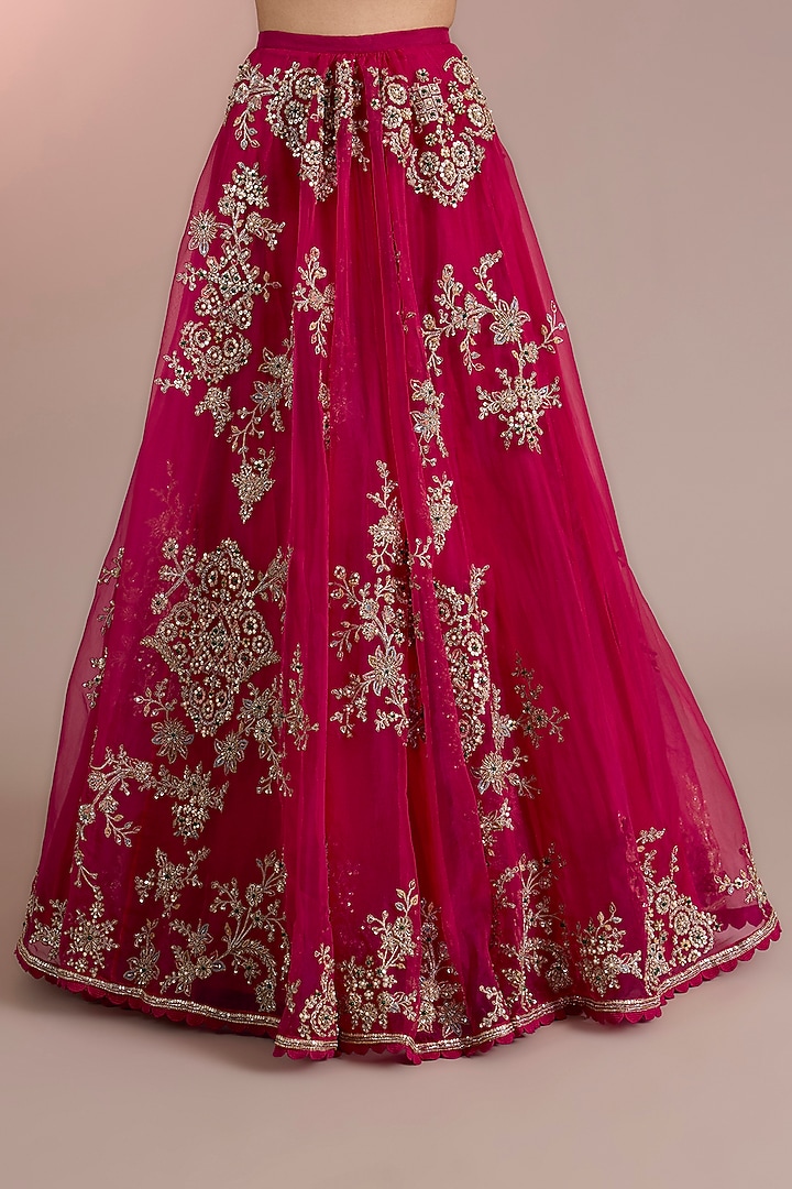 Red Organza Embroidered Bridal Lehenga Set by Ridhi Mehra at Pernia's Pop Up Shop