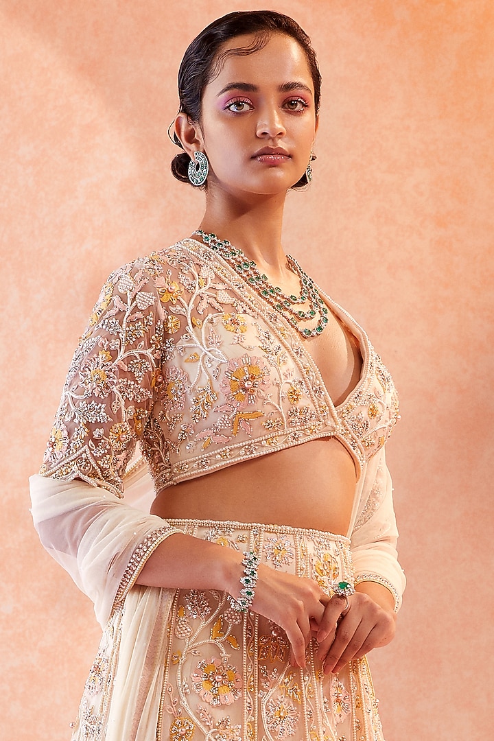 Dirty Ivory Embroidered Bridal Lehenga Set by Ridhi Mehra at Pernia's Pop Up Shop