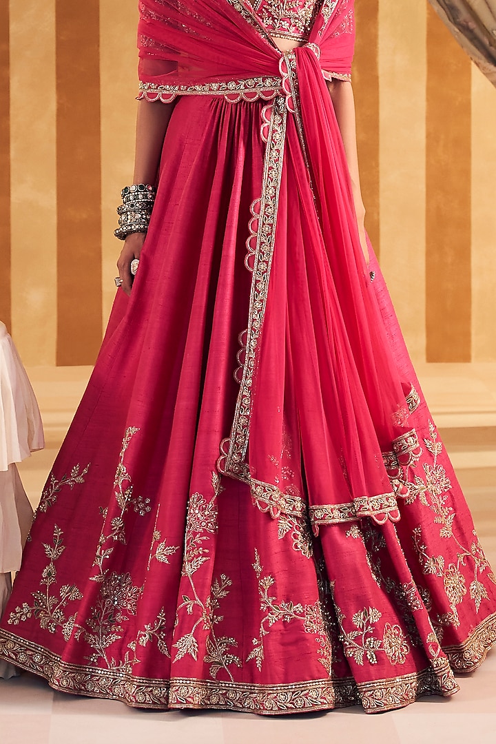 Royal Fuchsia Raw Silk Embroidered Bridal Lehenga Set by Ridhi Mehra at Pernia's Pop Up Shop