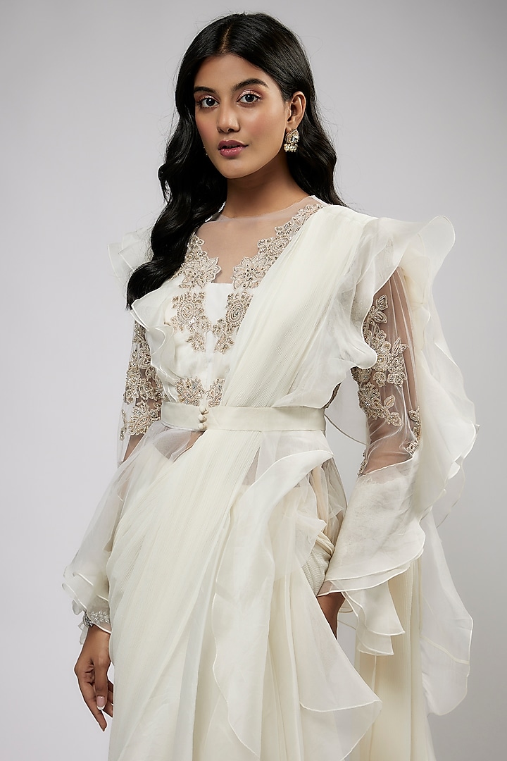 Ivory Chiffon Organza Draped Ruffle Reception Saree Set by Ridhi Mehra at Pernia's Pop Up Shop