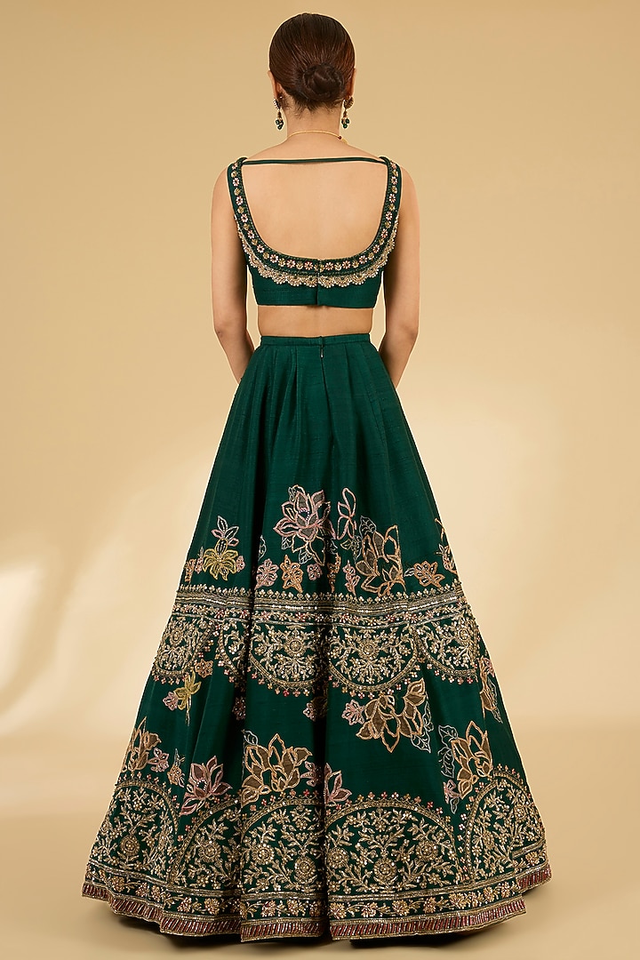 Emerald Green Raw Silk Bridal Lehenga Set by Ridhi Mehra at Pernia's Pop Up Shop