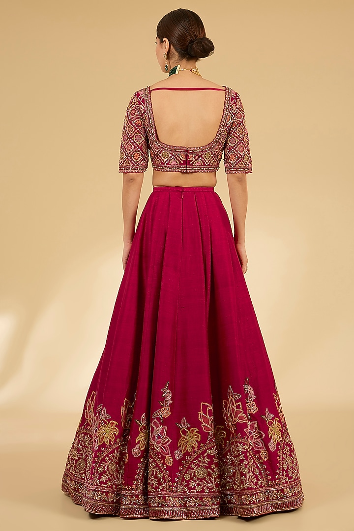 Red Raw Silk Embroidered Bridal Lehenga Set by Ridhi Mehra at Pernia's Pop Up Shop