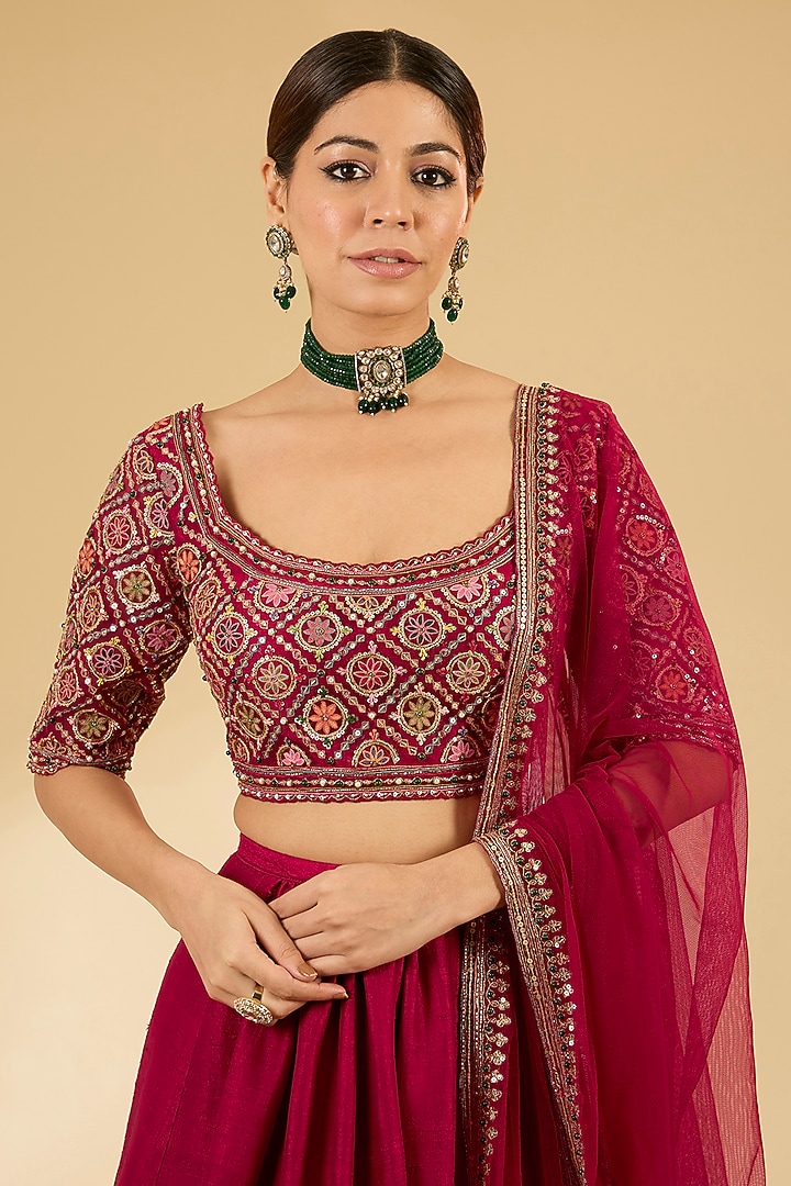 Red Raw Silk Embroidered Bridal Lehenga Set by Ridhi Mehra at Pernia's Pop Up Shop