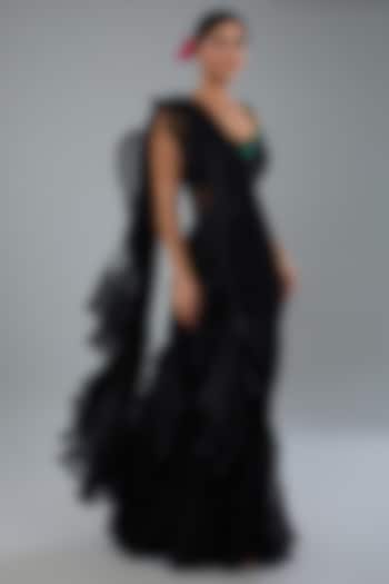 Black Chiffon & Organza Draped Reception Saree Set by Ridhi Mehra at Pernia's Pop Up Shop