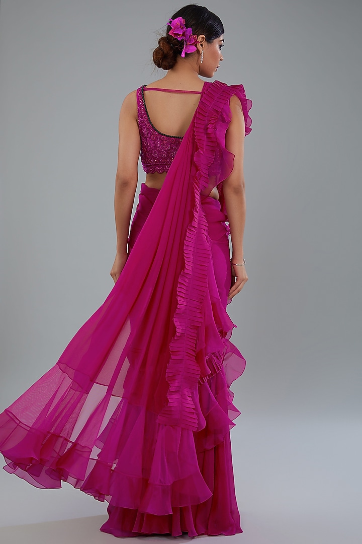 Red Chiffon & Organza Draped Reception Saree Set by Ridhi Mehra at Pernia's Pop Up Shop