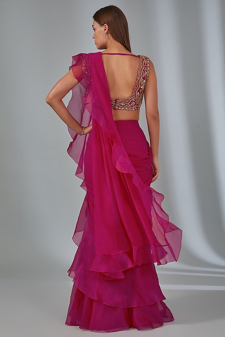 Red Chiffon & Organza Draped Reception Saree Set by Ridhi Mehra at Pernia's Pop Up Shop
