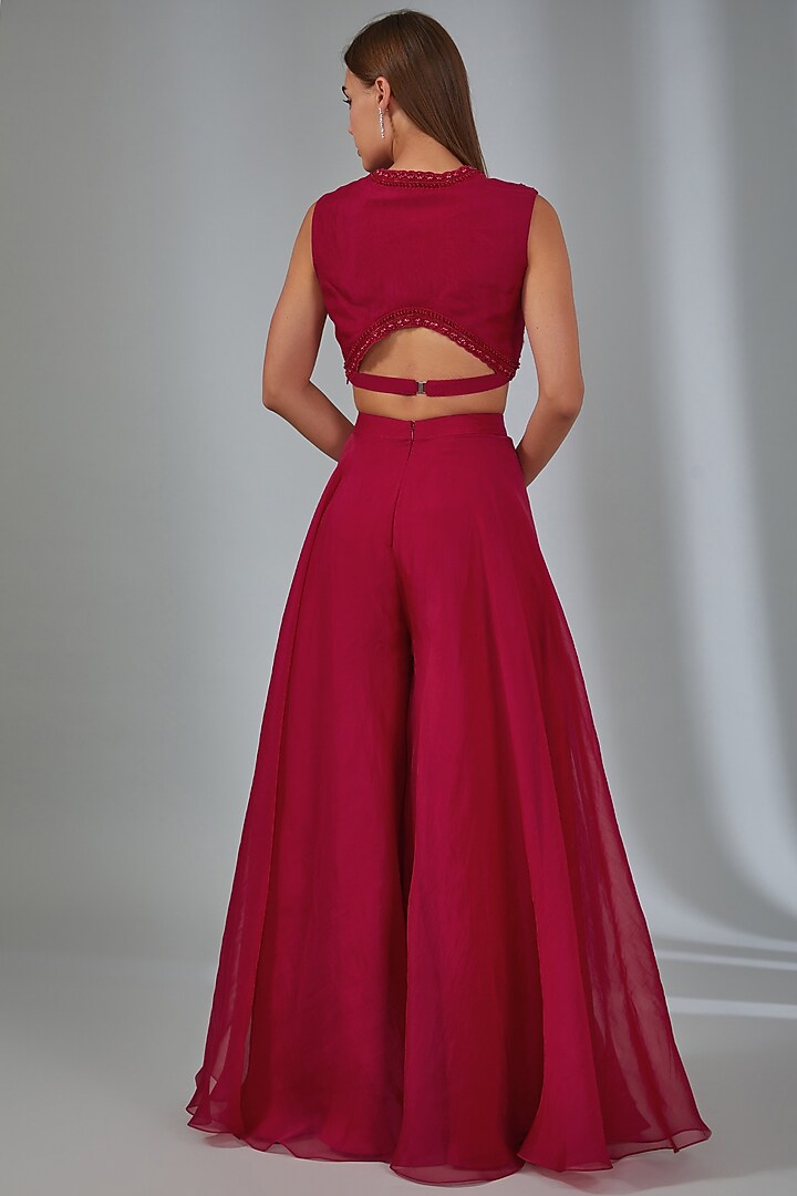 Red Net & Organza Embroidered Cape Set by Ridhi Mehra at Pernia's Pop Up Shop