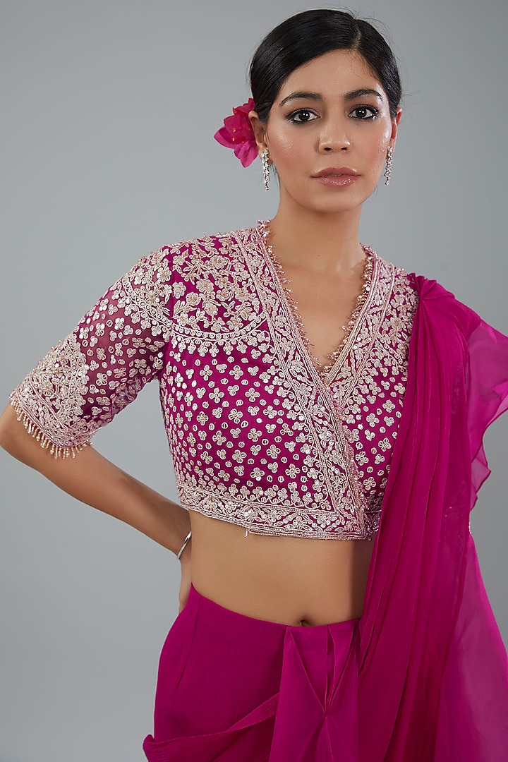 Red Chiffon & Organza Draped Reception Saree Set by Ridhi Mehra at Pernia's Pop Up Shop