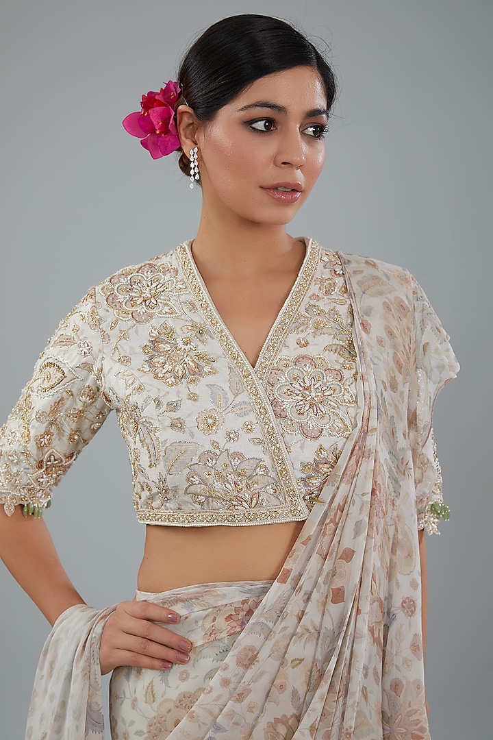 Ivory Chiffon Printed Draped Reception Saree Set by Ridhi Mehra at Pernia's Pop Up Shop
