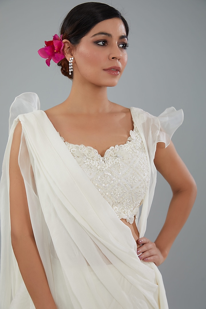 Ivory Chiffon Draped Reception Saree Set by Ridhi Mehra at Pernia's Pop Up Shop