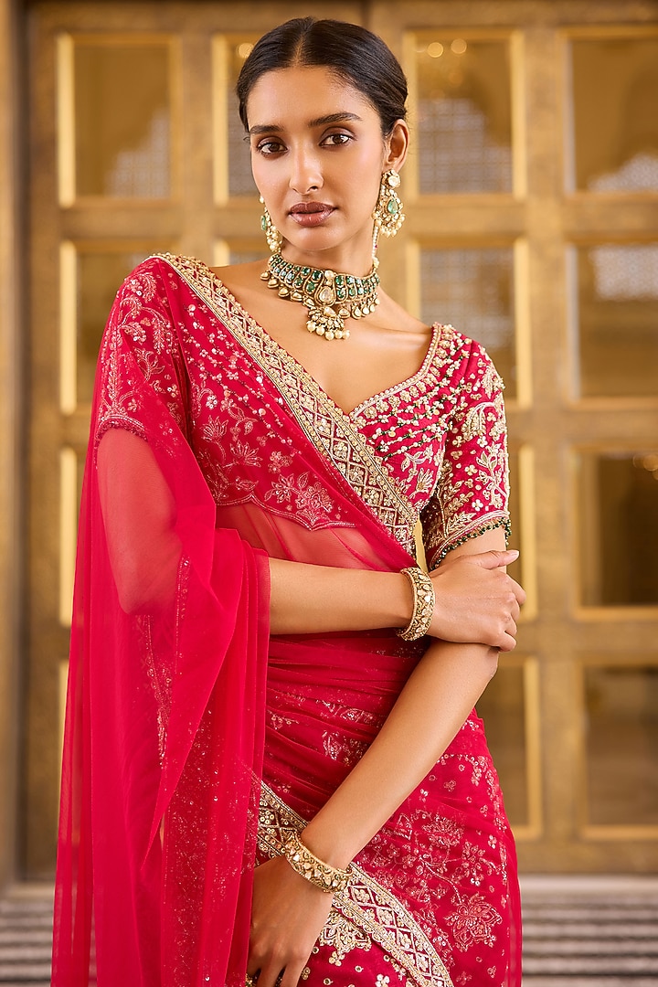 Red Raw Silk Embroidered Skirt Bridal Saree Set by Ridhi Mehra at Pernia's Pop Up Shop
