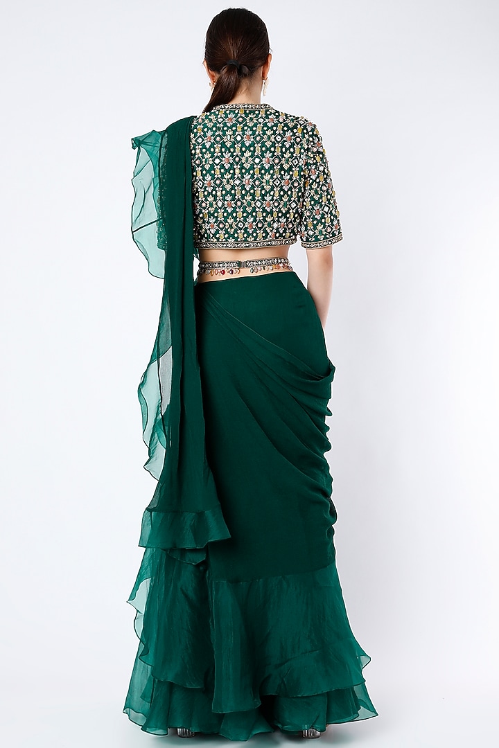 Emerald Green Ruffled Draped Reception Saree Set by Ridhi Mehra at Pernia's Pop Up Shop
