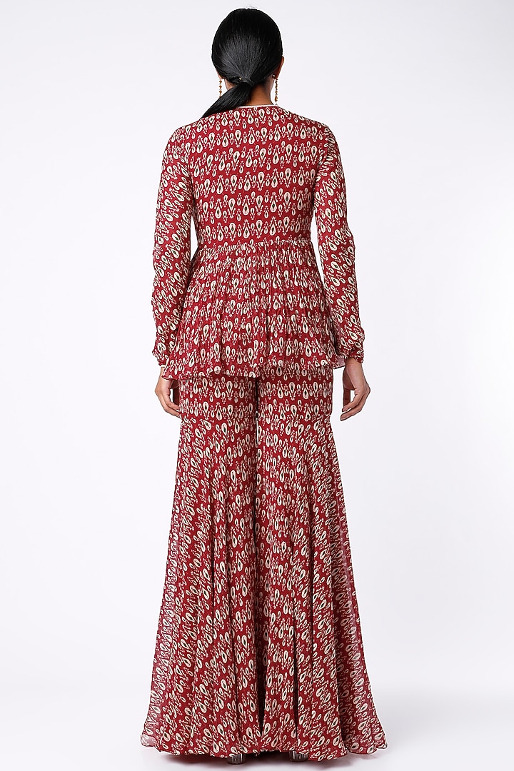 Red Printed Gharara Set by Ridhi Mehra at Pernia's Pop Up Shop