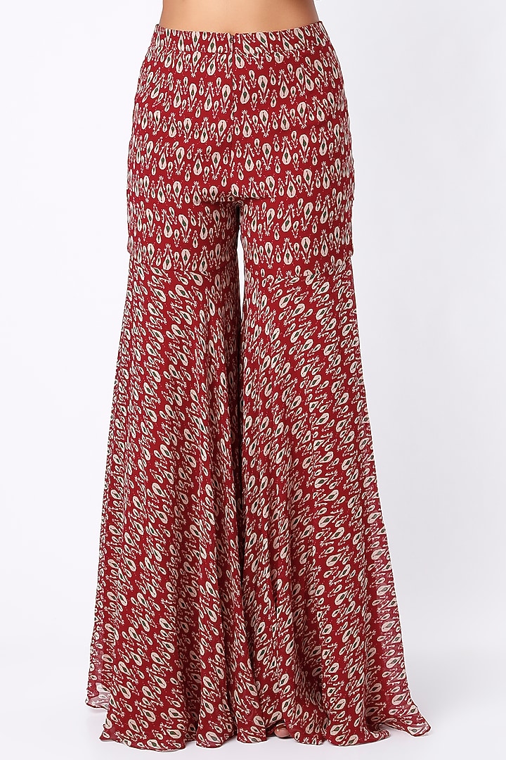 Red Printed Gharara Set by Ridhi Mehra at Pernia's Pop Up Shop