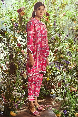 Fuchsia Printed Pants by Ridhi Mehra Pret