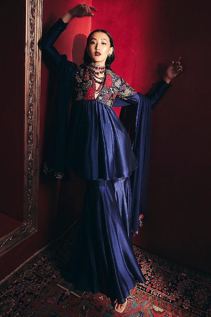 Navy Blue Raw Silk Gharara Set by Ridhi Mehra at Pernia's Pop Up Shop