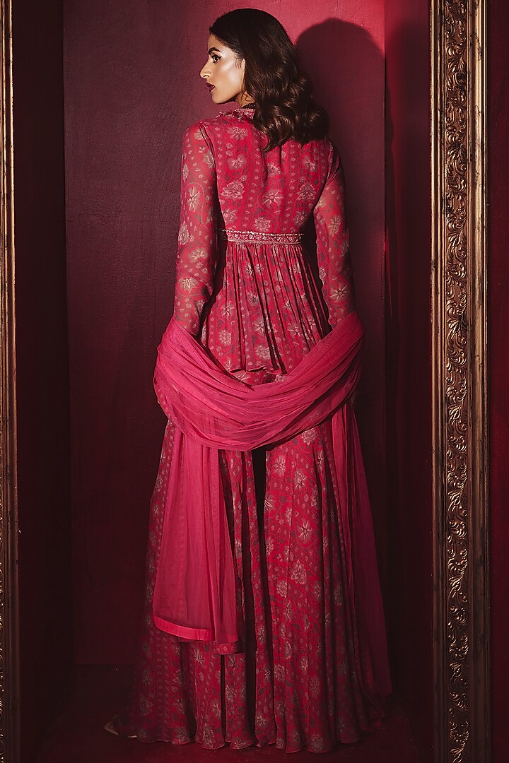 Fuchsia Printed Gharara Set by Ridhi Mehra at Pernia's Pop Up Shop
