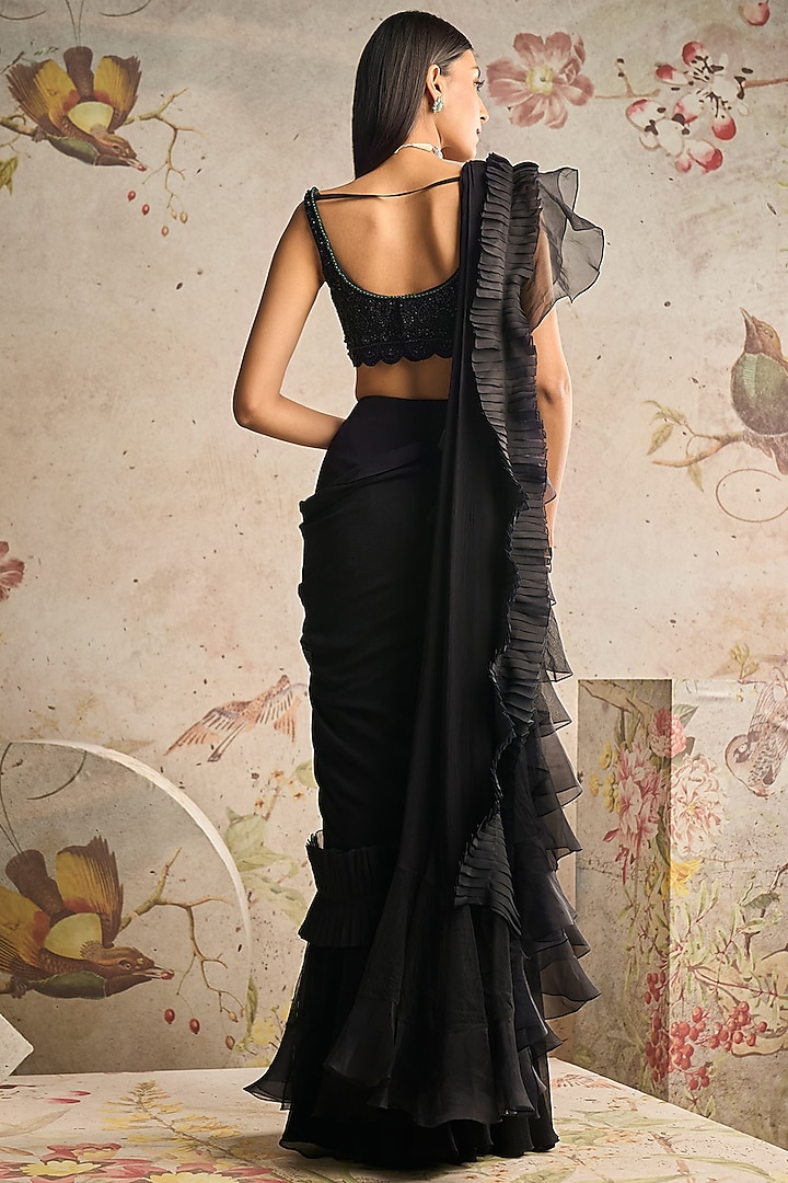 Black Chiffon Draped Ruffled Reception Saree Set by Ridhi Mehra at Pernia's Pop Up Shop