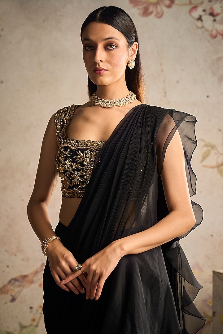 Black Chiffon Draped Frilled Reception Saree Set by Ridhi Mehra at Pernia's Pop Up Shop