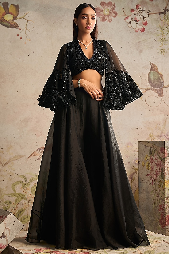 Black Organza Embroidered Cape Set by Ridhi Mehra at Pernia's Pop Up Shop